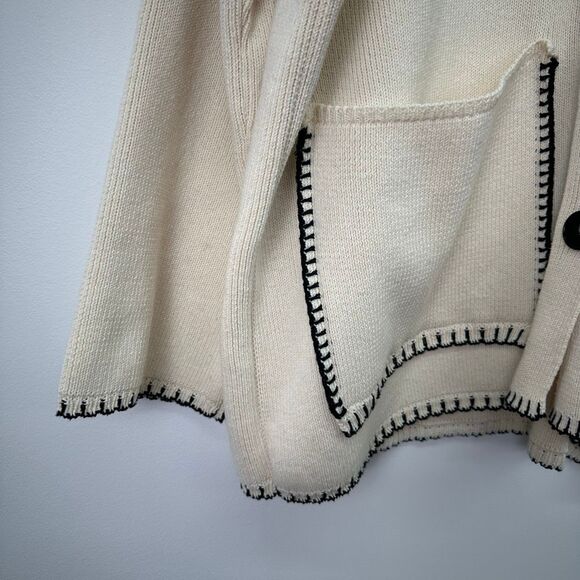 Zara Women’s Cream Black Contrasting Topstitch Oversized Pocket Cardigan Sweater - Picture 11 of 16